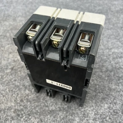 Used Cutler-Hammer FD3030L Circuit Breakers California US | Davliegogo LLC #1706071