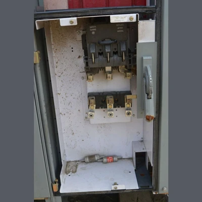 Allen Bradley 10 Bank Center Line 2100 Series MCC Panel