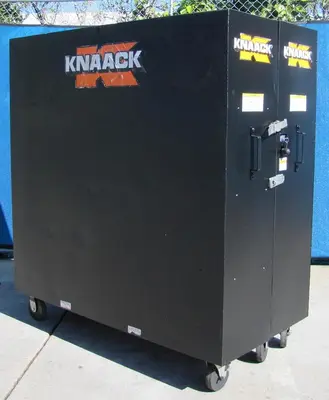 USED KNAACK 100