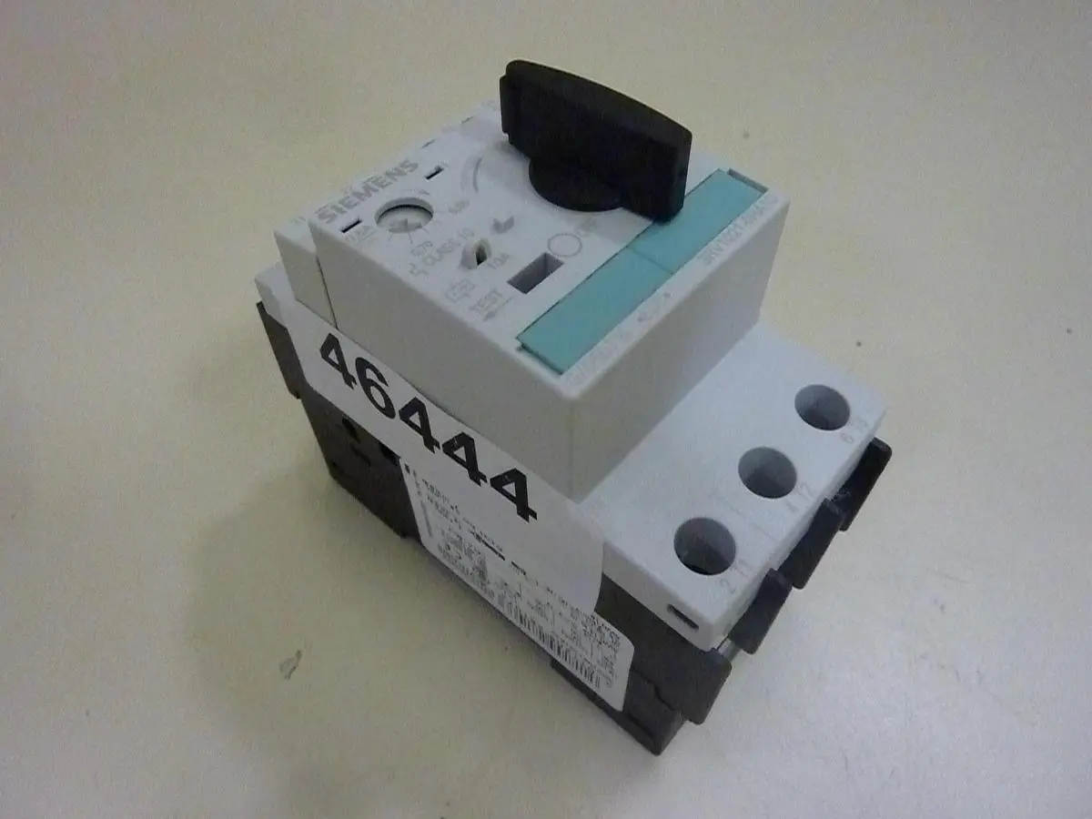 USED SIEMENS 3RV1021-0HA10