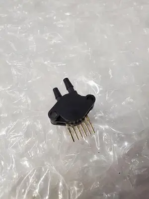Freescale MPX5100DP Pressure Sensor