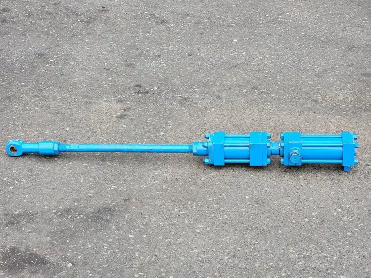 Used CUNNINGHAM _UNKNOWN_ Parts (Hydraulics and Pneumatics) British Columbia CA | Lenmark #266140