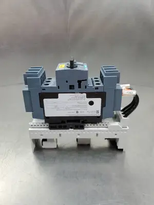 USED Siemens 3RV2711-1DD10 SIRIUS Circuit Breaker w/8US1651-5DK02 Base Unit