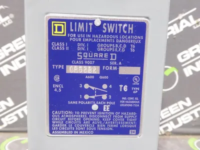 Square D 9007CR53B2 Rotary Limit Switch New NIB
