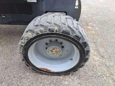 USED 2016 Genie Z-62/40