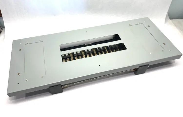 Used GE Sub-Panelboard Assembly A Series II AXT1 Electrical Panels Michigan US | Maverick Industrial Sales #1395523