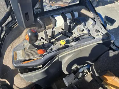 USED 1997 NEW HOLLAND 8970