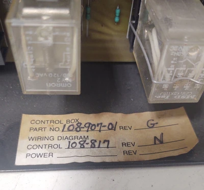 USED Conair Franklin 108-907-01