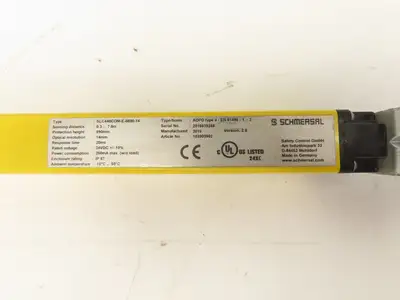 Schmersal SLC440COM-ER-0890-14 Safety Light Curtain Transmitter & Receiver Set