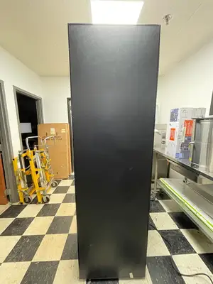 Used Oasis Used Oasis Refrigerated Self-Service Commercial Air Curtain Display Case with Door 120V Open Air Merchandisers (coolers) Illinois US | Falcon Restaurant Supply #1376388
