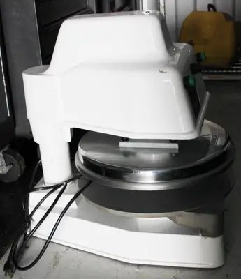 Doughpro Proluxe Dp3300 Pizza Dough Press NSF Automatic Upper Heated Platen, 18″ automatic dough press.
