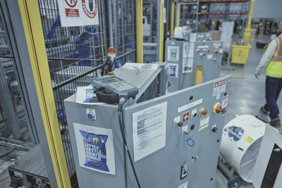 USED 2022 YASKAWA MOTOMAN GP25-12