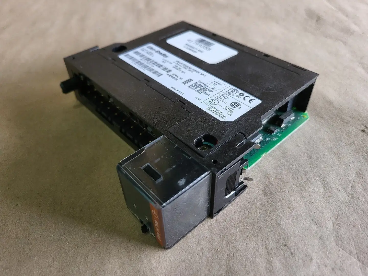 NEW ALLEN-BRADLEY 1756-IF6CIS A