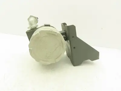 344BNNN11G XTC Temperature Transmitter 100-300°F With Bracket Haz Loc XP