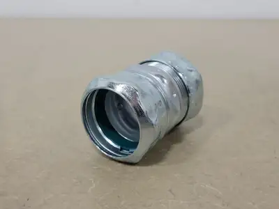 1-1/4" Raintight EMT Compression Coupling (Box of 8)