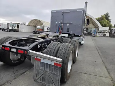 USED 2020 PETERBILT 567