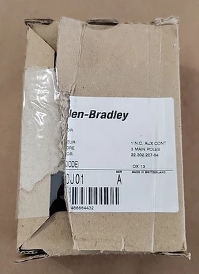 NEW Allen-Bradley 100-C09DJ01