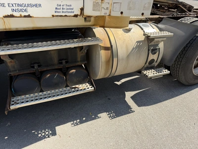 Used 2006 VOLVO VNM Conventional trucks Indiana US | Miedema Asset Management Group #1414501
