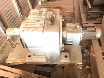 Sew Eurodrive R147R77DT80K4TH Helical Gear Speed Reducer Ratio: 4926:1
