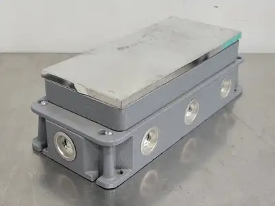 USED HUBBELL 6275
