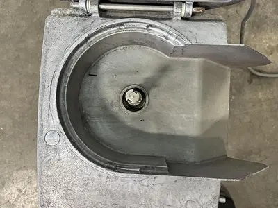 USED ROBOT COUPE R6N