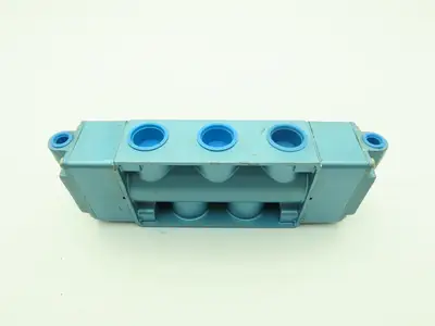 Skinner S4AACBX5 Pneumatic Directional Control Valve 5-Way 2 Pos 150PSI 3/4" NPT