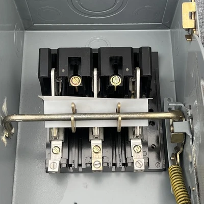 Used Westinghouse HUN322 Misc Industrial Equipment California US | Davliegogo LLC #1710112