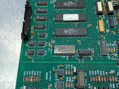 USED HAAS AUTOMATION 323051E