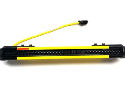 SLLE23-350-S, 808929 | Banner SLLE23-350-S EZ-SCREEN LS Light Curtain Emitter Heavy-Duty Type 4 808929 - Used