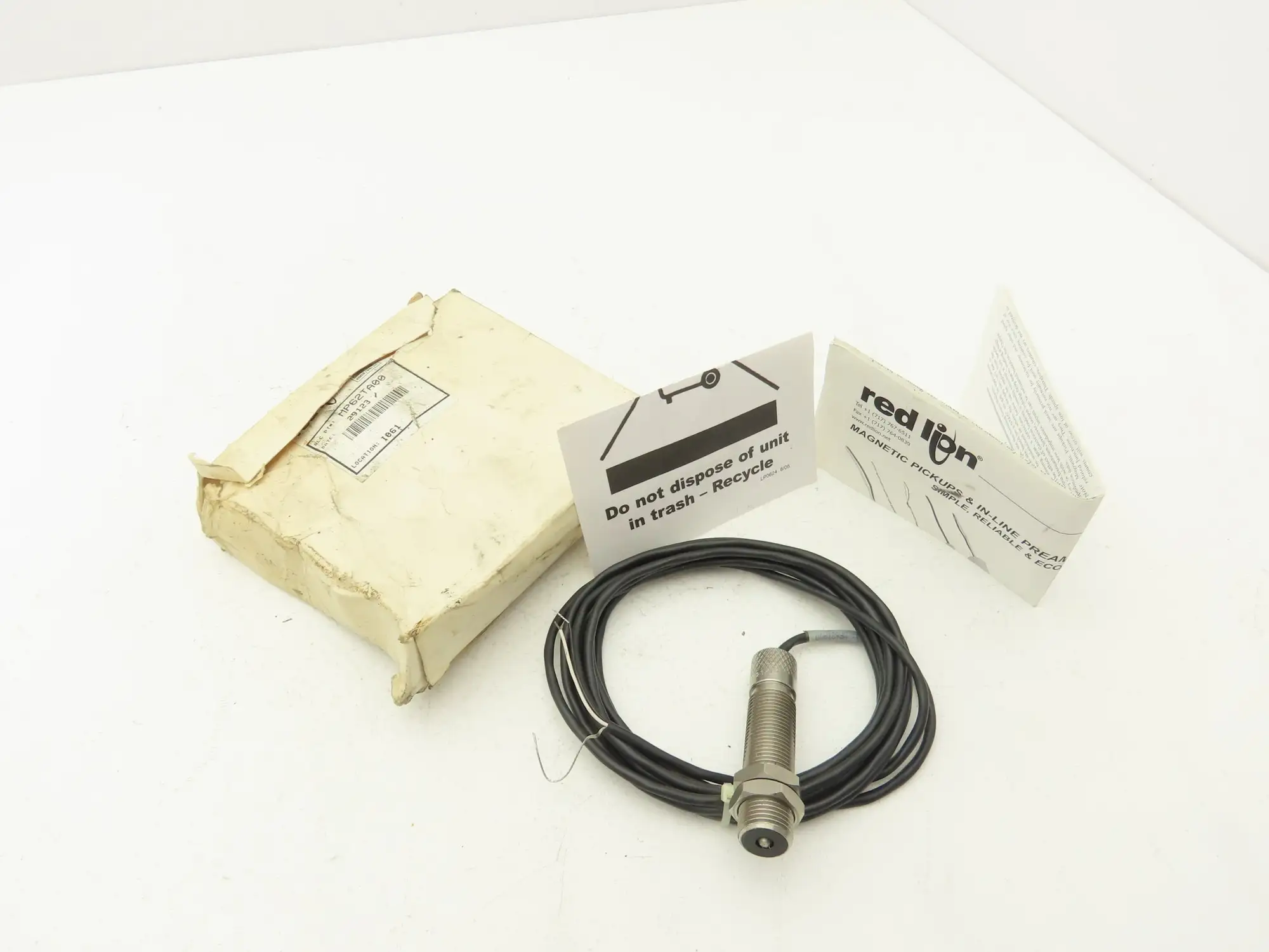 Red Lions Controls MP62TA00 Magnetic Pickup Sensor Threaded 5/8-18" x 2" Barrel
