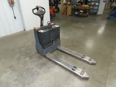Toyota 8HBW23 Electric Walkie Pallet Jack 4500 lb 45" Forks 8.5" Lift 24V 1590H