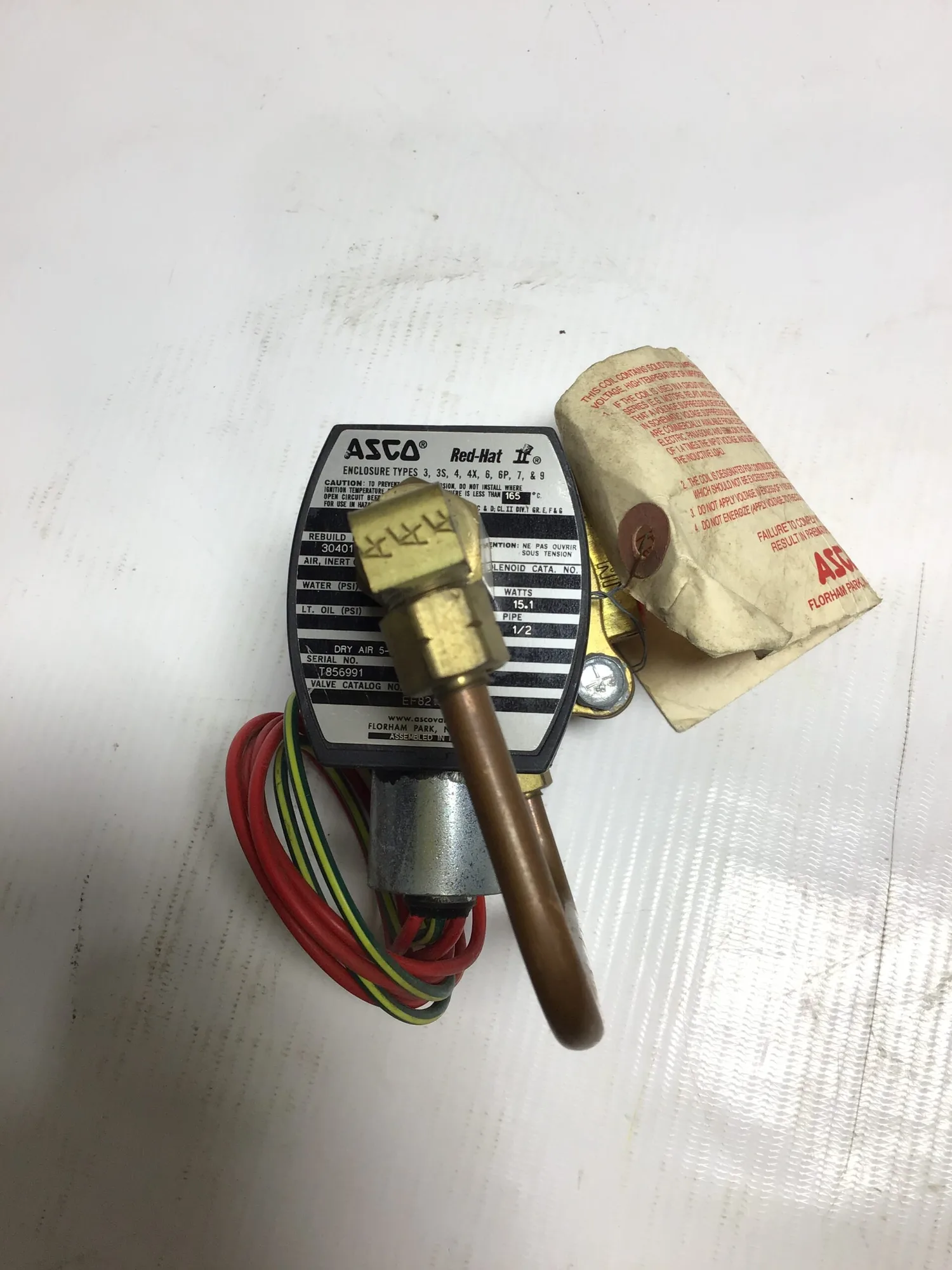 Asco EF8210G012Q Red Hat Solenoid Valve 1/2″ NPT 15.1W Dry Air 5-125 PSI