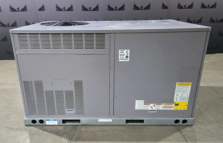 Used 2022 CARRIER 50FCQM07A2A6A0A0A0 Fans Michigan US | iGAM Industrial Marketplace #1146985