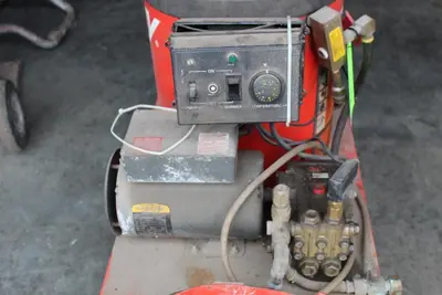 HOTSY 558 REL A PRESSURE WASHER | Levy Recovery Group (5)