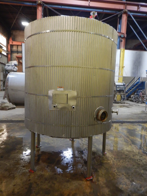 Used _UNKNOWN_ 1,300 GALLON Stainless Steel Tanks New Jersey US | Perry Equipment #119880