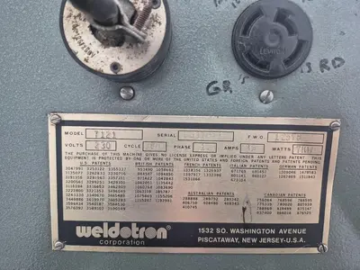 USED WELDOTRON 7121