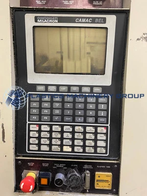 Cincinnati Milacron E90 Blow molder