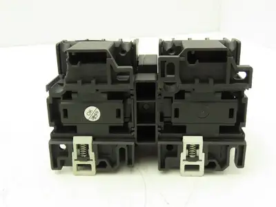 Shamrock Robusta TC1-D32 10 Reversing Motor Starter 3Ph 600V 25Hp 1NC Coil 120V