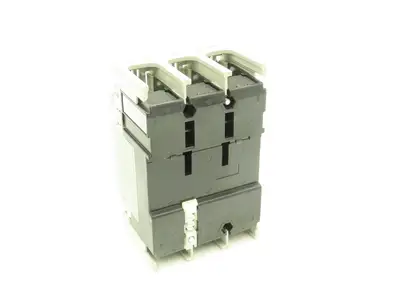 Fuji Electric EW50RAGU-3P015 Earth Leakage Circuit Breaker 3-Pole 15A 100-440VAC