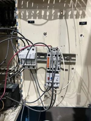 USED 1984 PHI PHI 100U1818S-2HH0-D-YS1-G PRESS