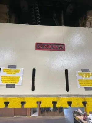 USED USI CLEARING S2-250-84-54