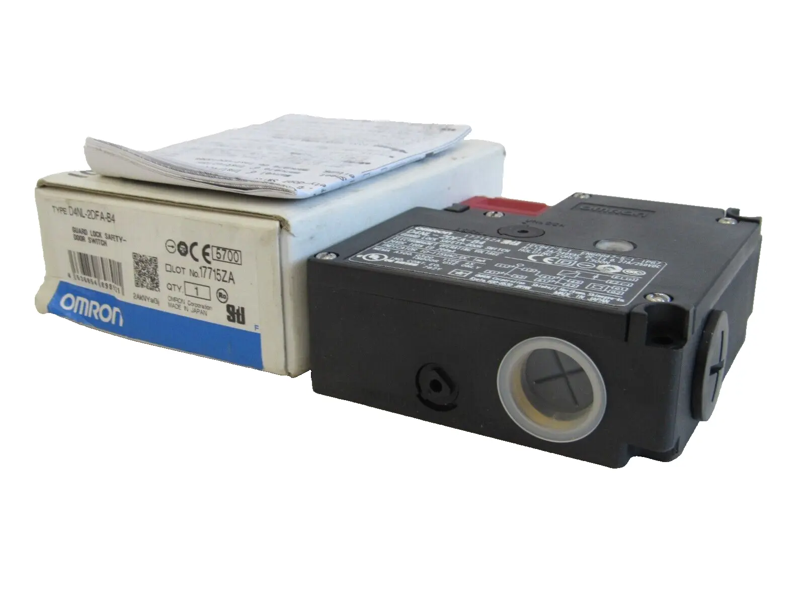 NEW OMRON D4NL-2DFA-B4 SAFETY SWITCH D4NL2DFAB4