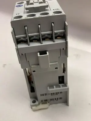 New | in-Stock ALLEN-BRADLEY 700-CF400Z Miscellaneous Equipment (Electrical & Power) Ohio US | Surplus Asset Holdings #1289427