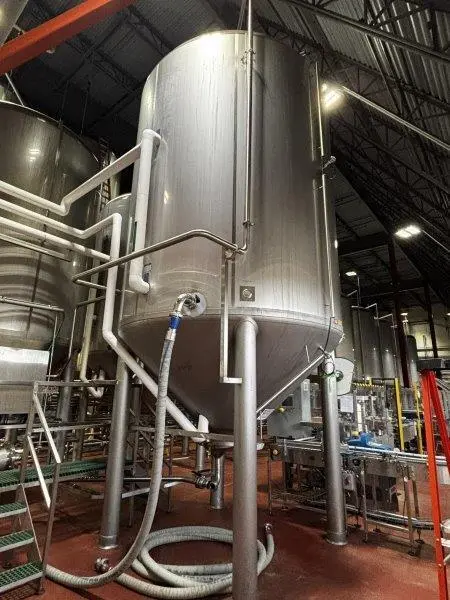 Used 2010 MUELLER 8,300 GALLON Stainless Steel Tanks New Jersey US | Perry Equipment #871210