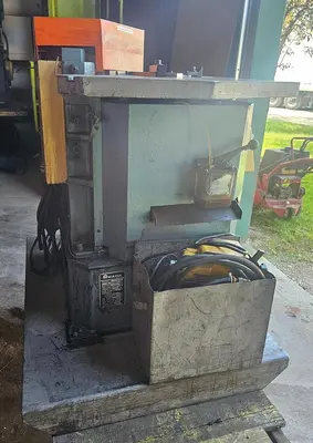 USED 1985 AMADA CS-220