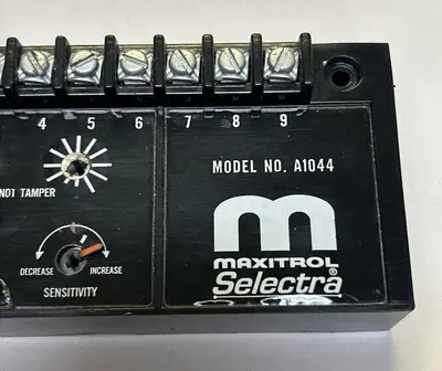 Used MAXITROL A1044 Amplifiers Ohio US | Surplus Asset Holdings #1246917