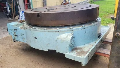 USED G&L 60'' DIAMETER ROTARY TABLE