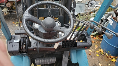 USED 2000 Toyota 42-6FGCU30