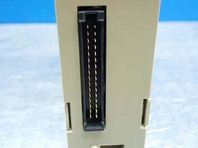 USED OMRON C200HDA003