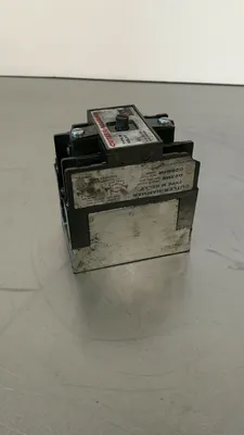 Cutler-Hammer D23MB Type M Relay 4D